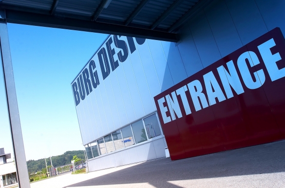 Gewerbebau Burg Design - Hentschläger Bau GmbH Gewerbebau Burg Design - Hentschläger Bau GmbH