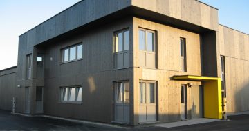 Holzbau - Zimmerer - Holzfassade - Bürogebäude Mauthausen - Hentschläger Zimmerei