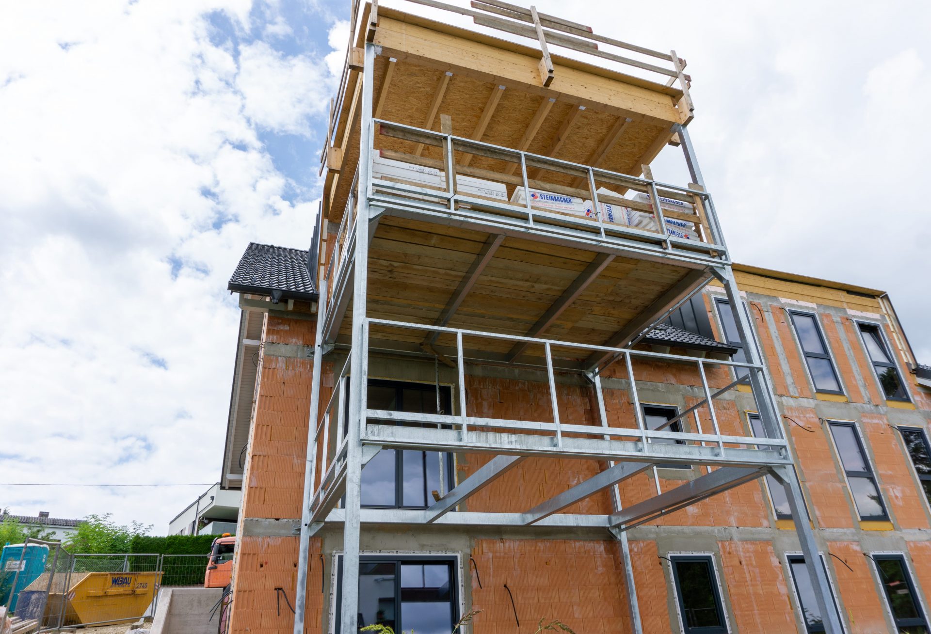 Wohnhaus mit 3 Eigentumswohnungen in Linz von Hentschläger Immobilien