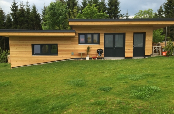 Gartenhaus Münzbach - Holzfassade -  Hentschläger Holzbau