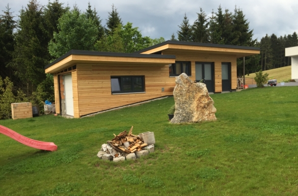 Gartenhaus Münzbach - Holzfassade -  Hentschläger Holzbau