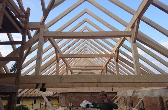 Dachstuhl - Erneuerung - Bauernhof Ried - Hentschläger Holzbau - Zimmerei