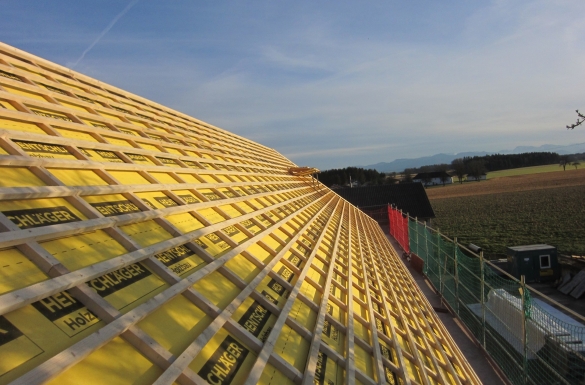 Dachstuhl - Wirtschaftstrakt-Dachstuhlerneuerung-Hentschläger Holzbau -Zimmerei-Vierkanthof