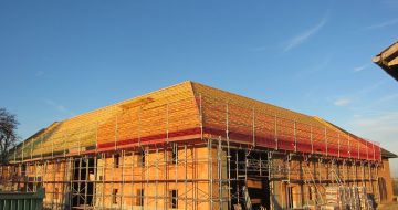 Dachstuhl - Wirtschaftstrakt-Dachstuhlerneuerung-Hentschläger Holzbau -Zimmerei - Dachstühle-Vierkanthof - Zimmerei in Mauthausen