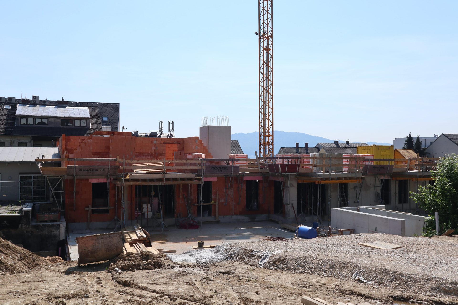 Eigentumswohnungen. Büros und Geschäft in Linz/Urfahr - Hentschläger Immobilien