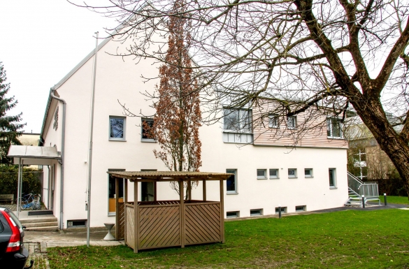 Evangelisch-methodistische Kirche - Aufstockung - Hentschläger Bau GmbH - Baufirma in Langenstein
