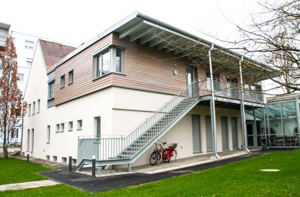 Evangelisch-methodistische Kirche - Aufstockung - Hentschläger Bau GmbH - Baufirma in Langenstein
