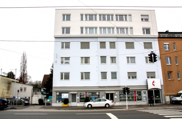 Wohnhaus mit Mietwohnungen - EMK - Hentschläger Bau GmbH - Baufirma in Langenstein