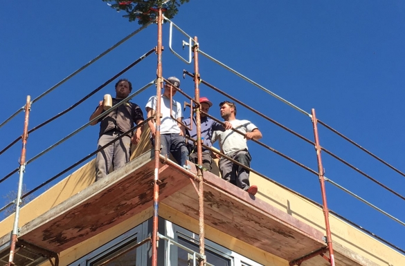 Massivholzbau-Aufstockung in Walding - Hentschläger Holzbau - Zimmerei 