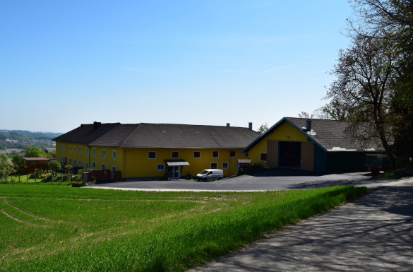 Sanierung, Aufstockung, Neubau - Hentschläger Bau GmbH - Baufirma in Langenstein