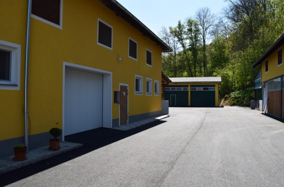 Sanierung, Aufstockung, Neubau - Hentschläger Bau GmbH - Baufirma in Langenstein