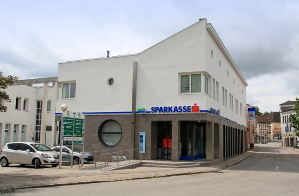 Sparkasse St. Georgen/Gusen - Hentschläger Bau GmbH - Baufirma in Perg - Kommunalbau