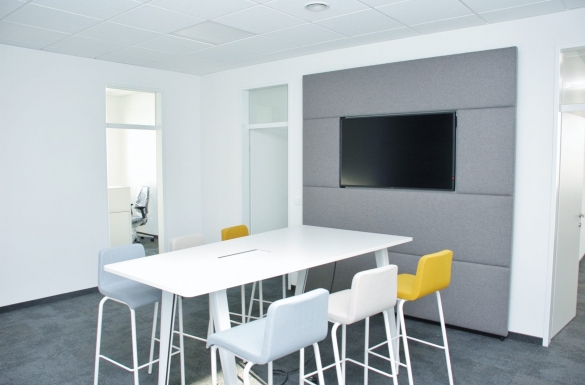 Gewerbebau Firma Kuka Bürogebäude - Hentschläger Bau GmbH - Baufirma in Langenstein