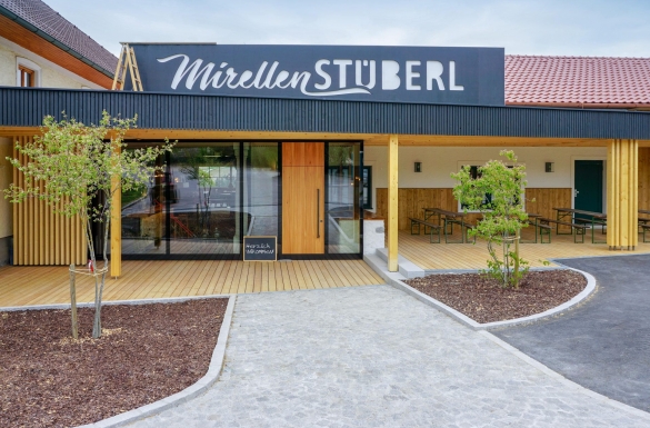 Mirellenstüberl, Engerwitzdorf, Umbau, Zubau, Hentschläger Zimmerei - Holzbau - Baufirma in Langenstein Mirellenstüberl, Engerwitzdorf, Umbau, Zubau, Hentschläger Zimmerei - Holzbau - Baufirma in Langenstein