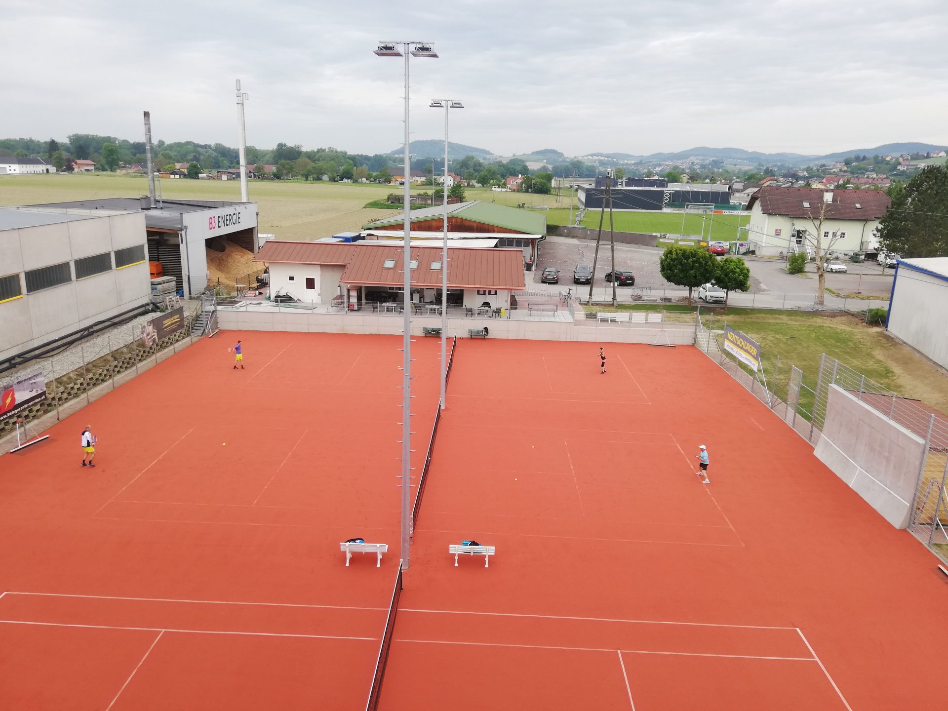 Tennisplatz in Langenstein - Hochbau - Hentschläger Bau GmbH - Baufirma Perg