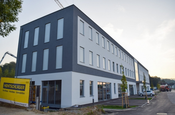 Bürocenter & Garagenpark Ottensheim - Hentschläger Bau GmbH