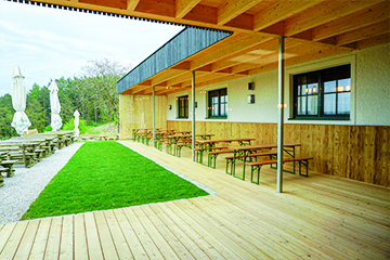Aufstockung mit Holz-Riegel-Wände - Holzbau - Riegelbau - Hentschläger Holzbau - Hentschläger Zimmerei - Zimmerer - Holzbauweise - Zimmermeisterhaus - Holzbauten - Holzfertigbau - Holzriegelwände - Holzbauwelt - Holz - bauen - Passivhaus - Hausbau - Zubau - Klimaholzhäuser - Holzbau