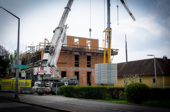 Mehrfamilienhaus und Restaurant - Hentschläger Bau GmbH