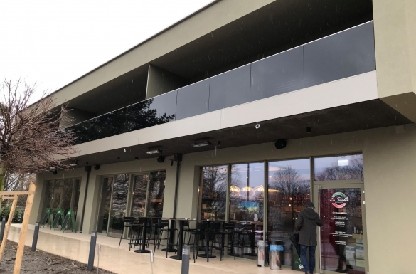 Mehrfamilienhaus und Restaurant - Hentschläger Bau GmbH