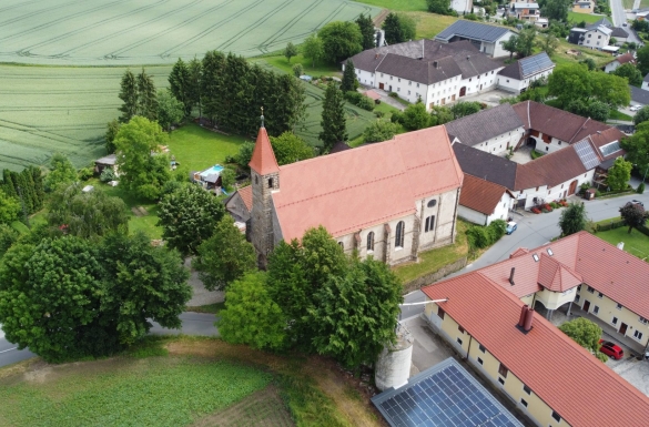 Neues Kirchendach für Niederzirking - Holzbau Hentschläger